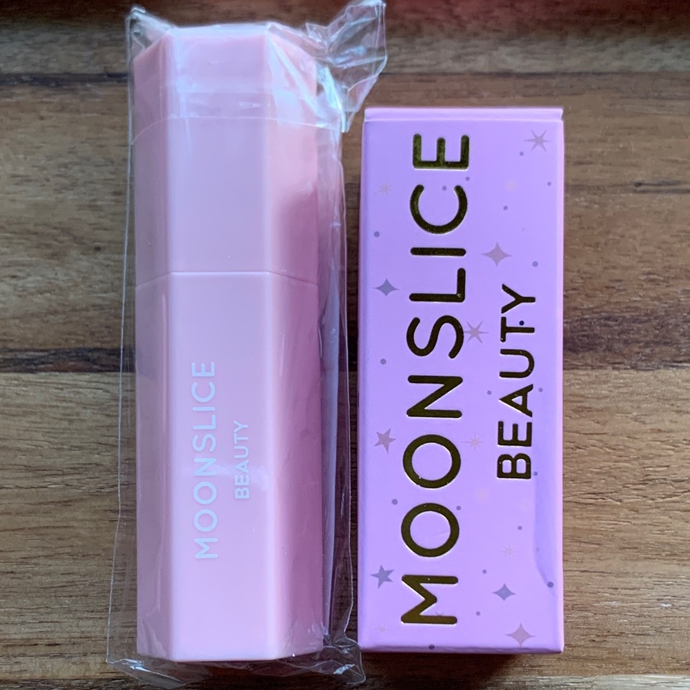 MOONSLICE BEAUTY Duo Liquid Blush & Girly Pop Highlight Stick✨